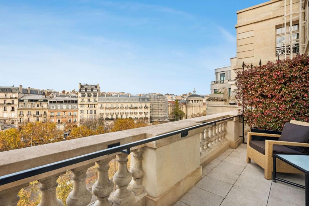Shangri-La Hotel, Paris Image 19