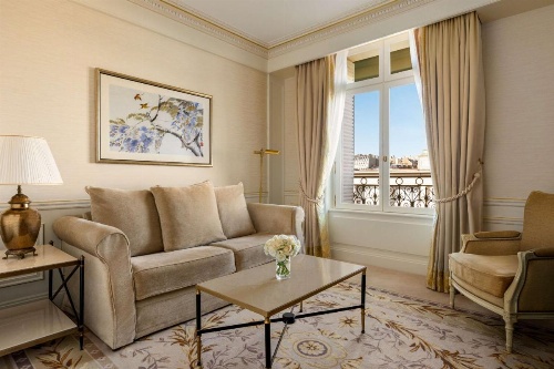 Shangri-La Hotel, Paris image 34