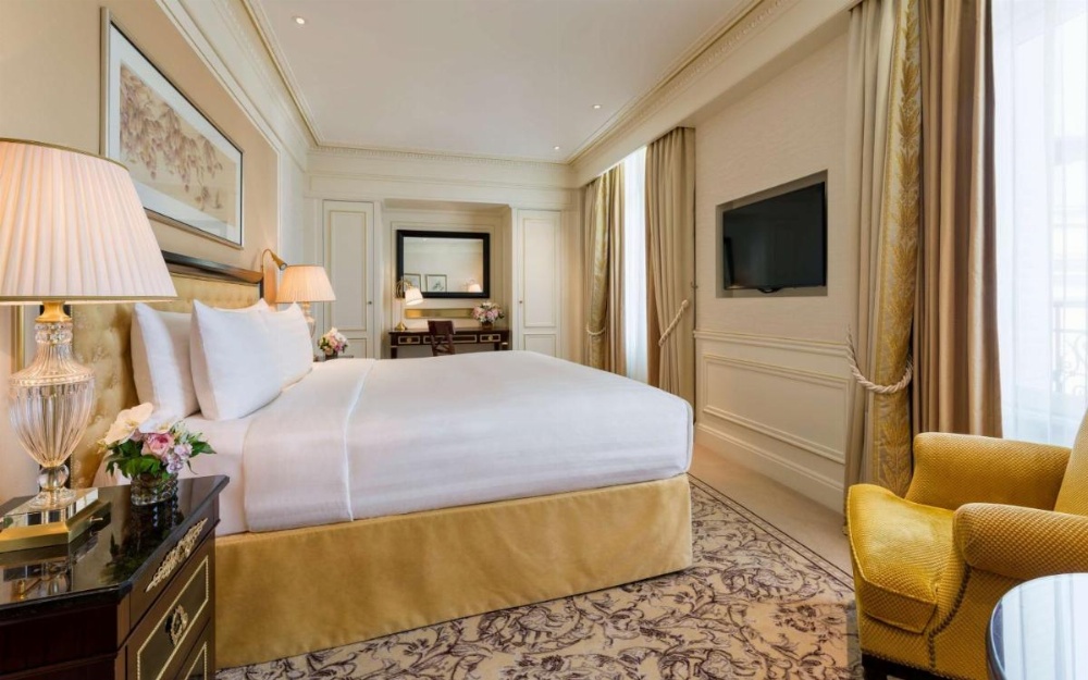 Shangri-La Hotel, Paris Image 37