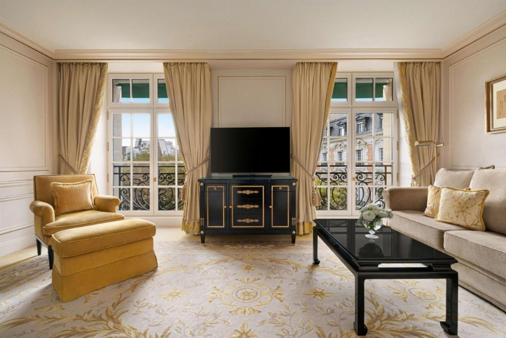 Shangri-La Hotel, Paris Image 40