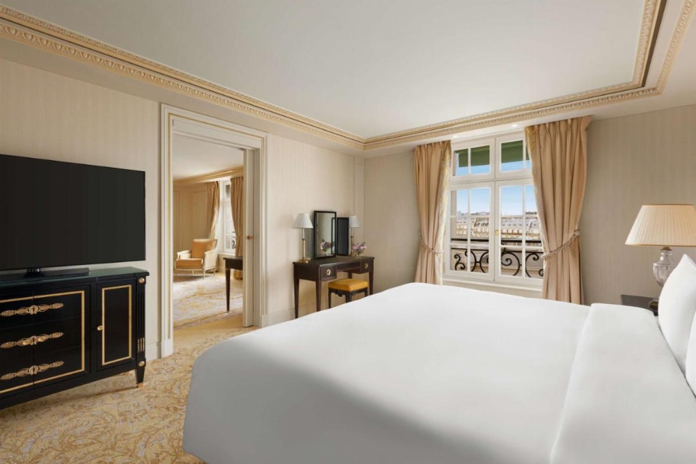 Shangri-La Hotel, Paris Image 43