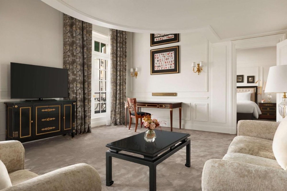 Shangri-La Hotel, Paris Image 48